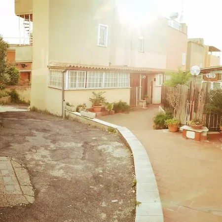 Unicushouse